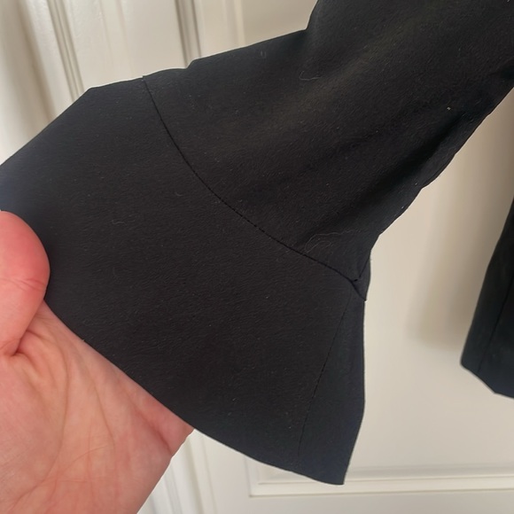 Banana Republic long sleeved Blouse - Picture 3 of 4